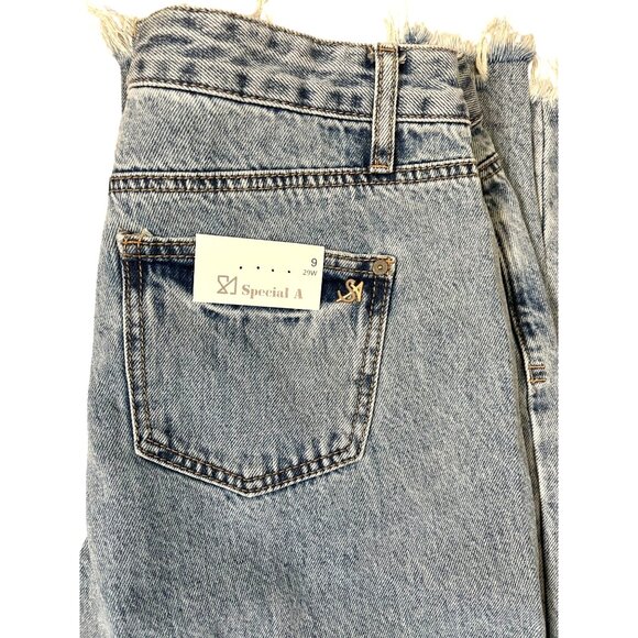 Special A High Rise Light Wash Barrel Jeans SZ 29/9 NWT - Picture 8 of 12